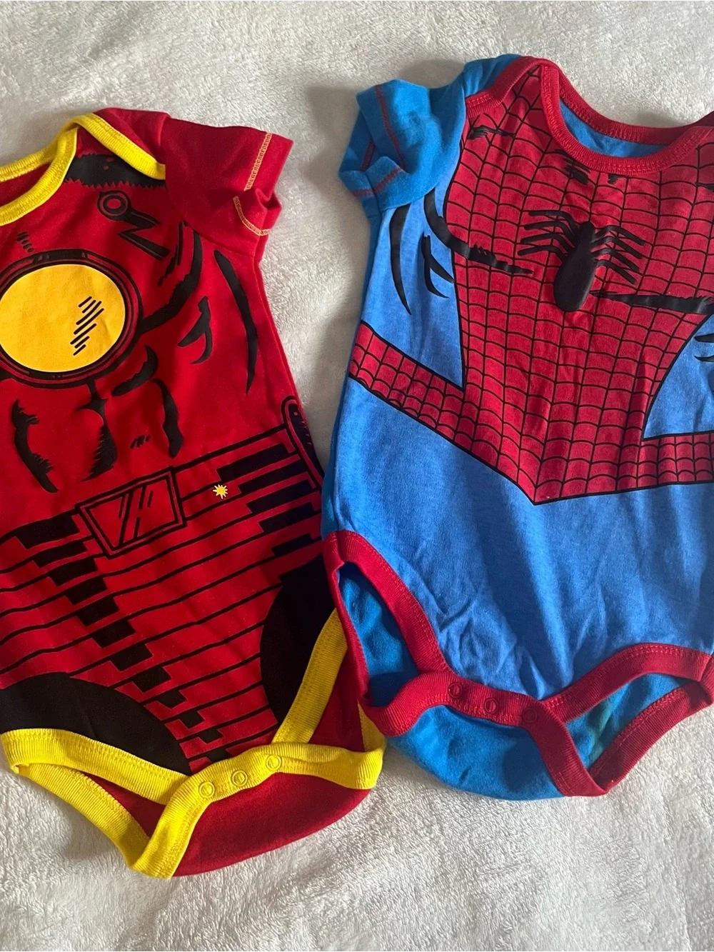 Marvel Infant Superhero Short Sleeve Snap Onesie Bodysuits Sz 6~9M
